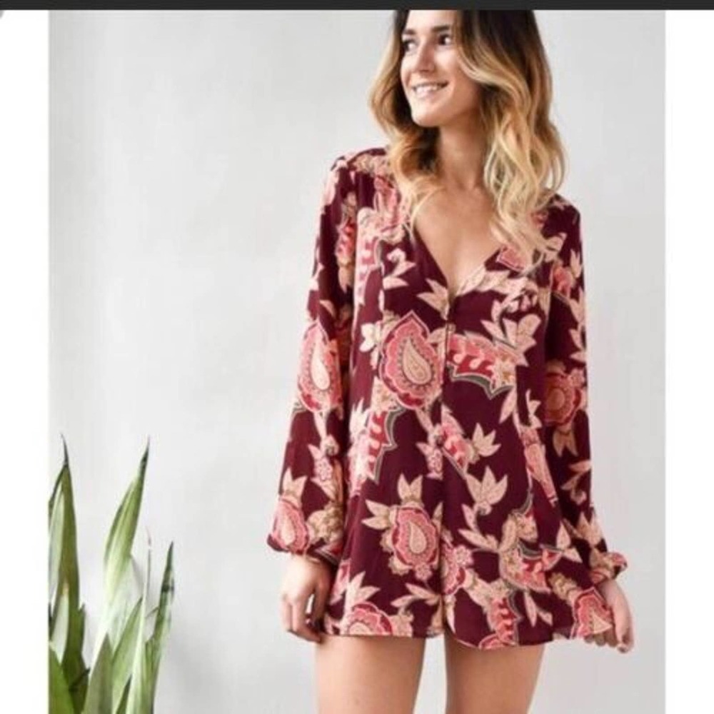 Show Me Your Mumu Bailey Paisley Print Tie Back Romper Playsuit Size M Burgundy